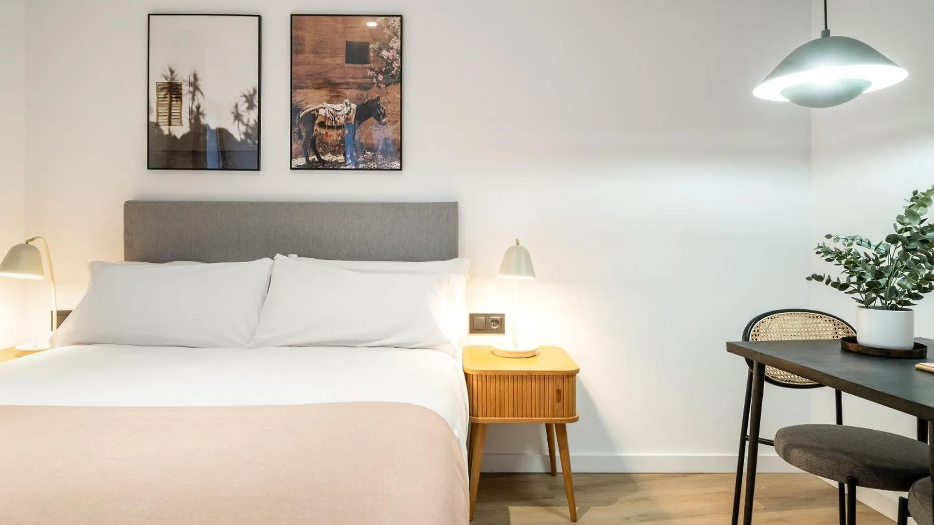 Limehome Malaga Calle Victoria Apartmán